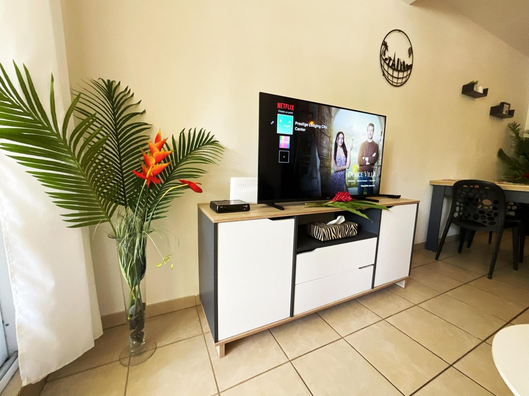 Prestige Lodging City Center Papeete  Buitenkant foto